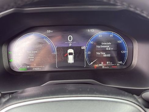 Used 2025 Toyota RAV4 XSE w/ Advanced Technology Package AWD/4WD image 16