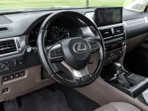 Used 2022 Lexus GX 460 Premium AWD/4WD image 3