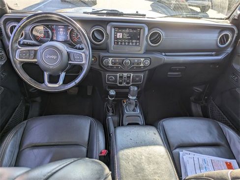 Used 2018 Jeep Wrangler Unlimited Sahara w/ Cold Weather Group image 26