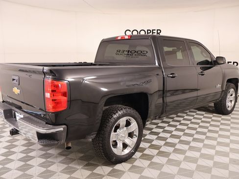 Used 2018 Chevrolet Silverado 1500 LT w/ LT Eassist Package AWD/4WD image 19