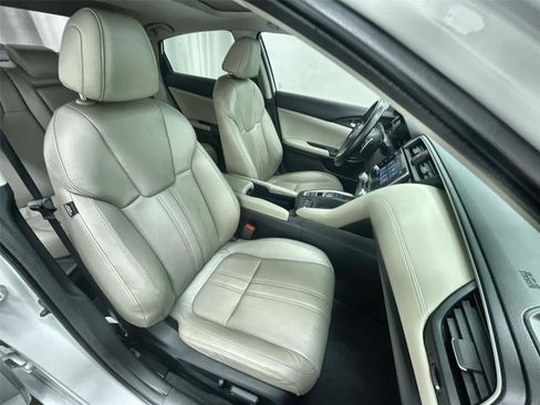 Used 2021 Honda Insight Touring image 31