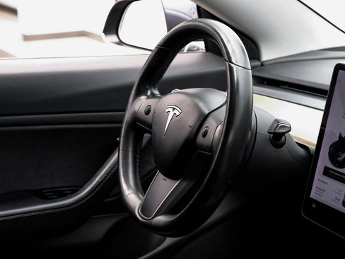 Used 2018 Tesla Model 3 Long Range image 26