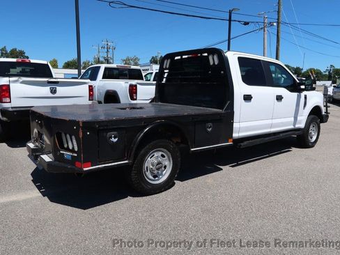 Used 2019 Ford F250 XL w/ Power Equipment Group image 5