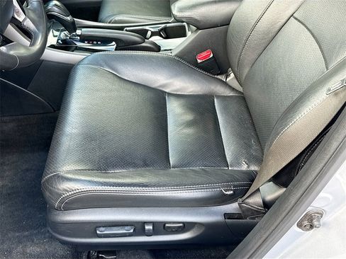 Used 2016 Honda Accord Sport image 20