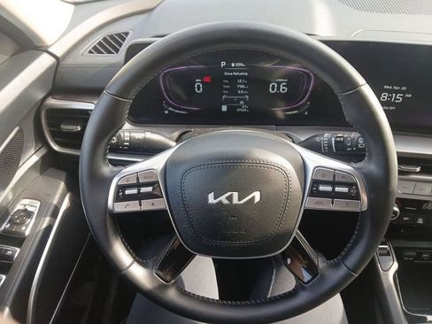 Used 2025 Kia Telluride S AWD/4WD image 14