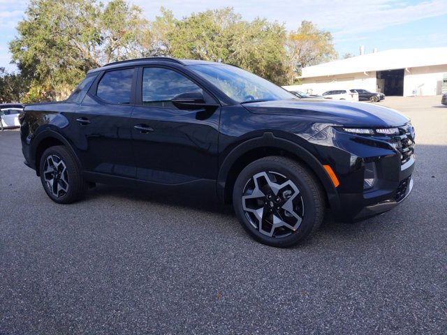 Used 2023 Hyundai Santa Cruz Limited AWD/4WD image 2
