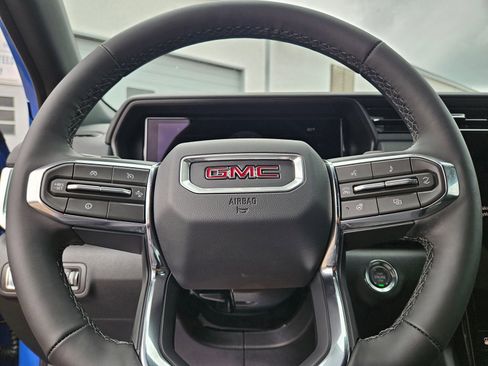 New 2026 GMC Terrain Elevation w/ Elevation Premium Package FWD image 11