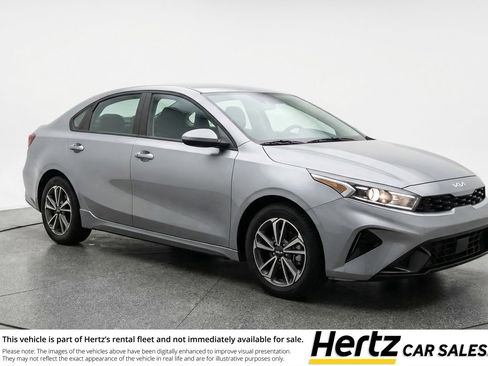 Used 2024 Kia Forte LXS FWD image 1