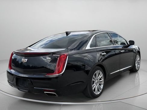 Used 2018 Cadillac XTS Luxury FWD image 3