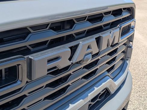 New 2026 RAM 2500 Big Horn AWD/4WD image 14