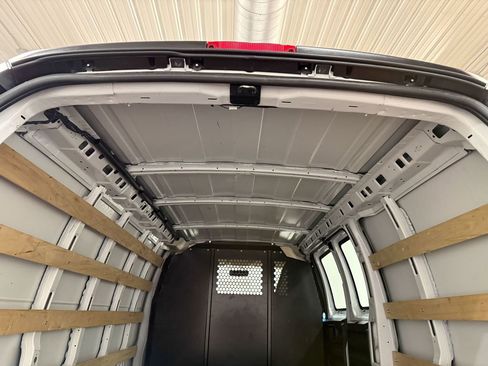 Used 2024 GMC Savana 2500 w/ Driver Convenience Package image 80