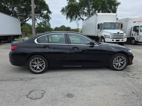 Used 2025 BMW 330i xDrive Sedan image 8