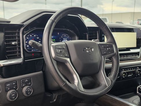 Certified 2024 Chevrolet Silverado 1500 RST w/ Z71 Off-Road Package AWD/4WD image 10