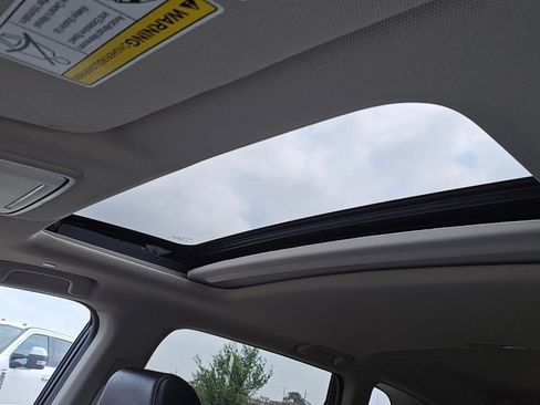 Used 2025 Honda CR-V EX-L image 26