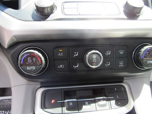 Used 2020 GMC Acadia SLT w/ Driver Alert Package II AWD/4WD image 23