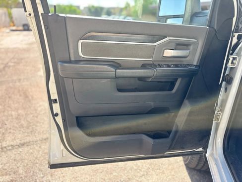 Used 2023 RAM 2500 Big Horn w/ Level 1 Equipment Group image 11