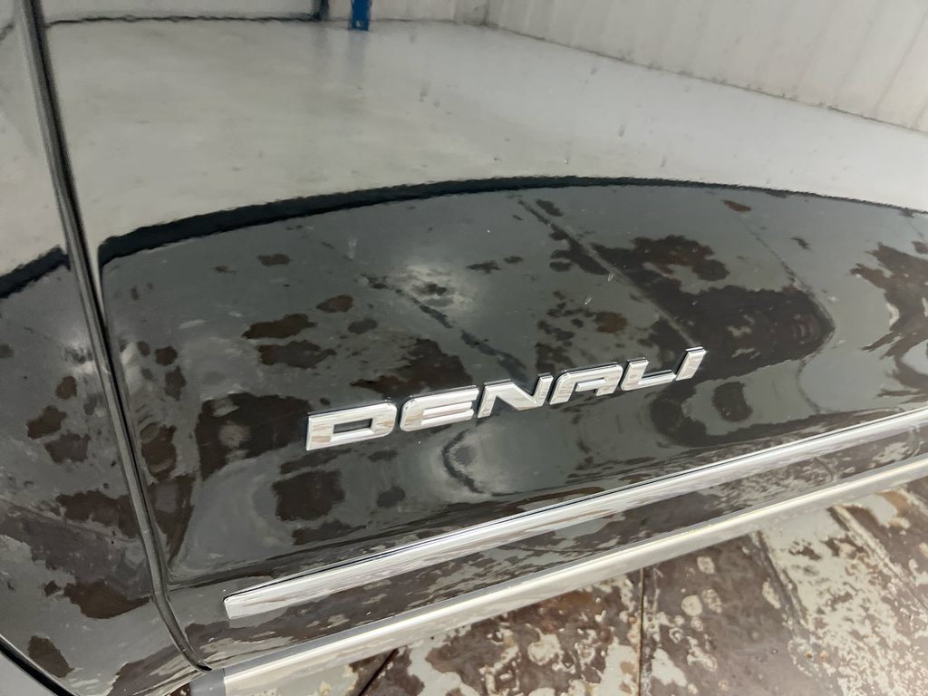 Used 2018 GMC Sierra 1500 Denali w/ Denali Ultimate Package AWD/4WD image 27
