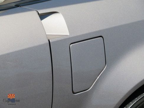 Used 2004 Cadillac XLR RWD image 25