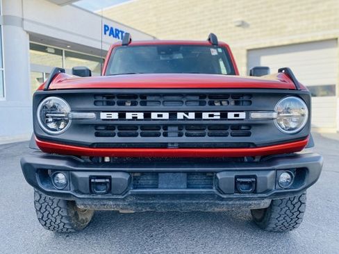Used 2023 Ford Bronco Black Diamond image 2