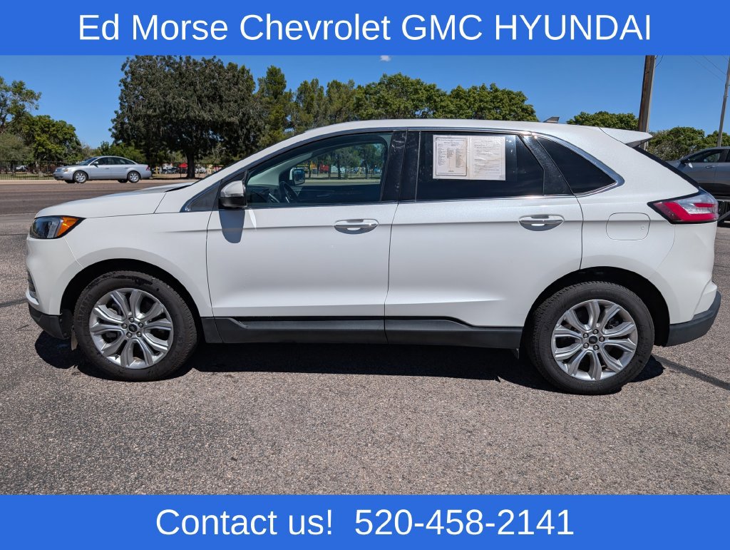Used 2023 Ford Edge Titanium AWD/4WD image 2