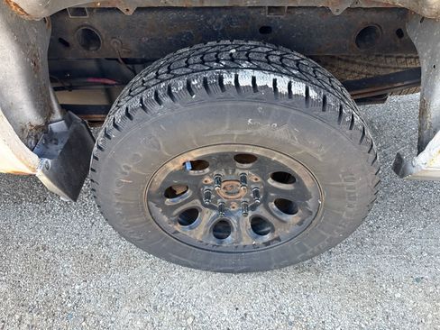 Used 2014 Chevrolet Silverado 1500 LT AWD/4WD image 7
