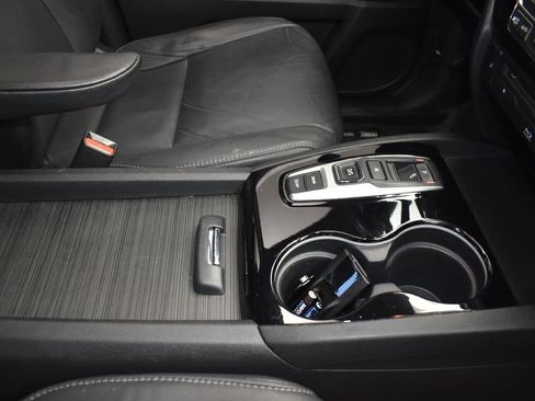 Used 2022 Honda Pilot Touring image 32