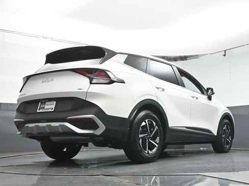 Used 2025 Kia Sportage LX FWD image 37