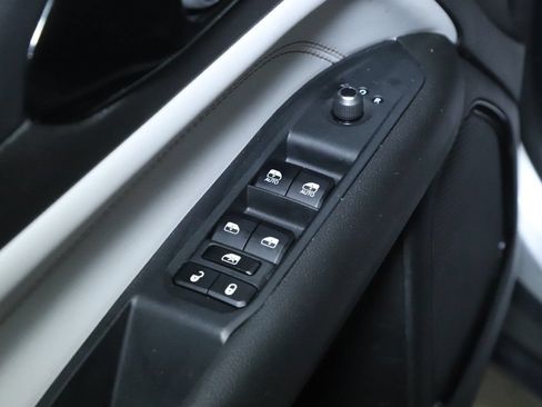 Used 2025 Jeep Compass Limited AWD/4WD image 16