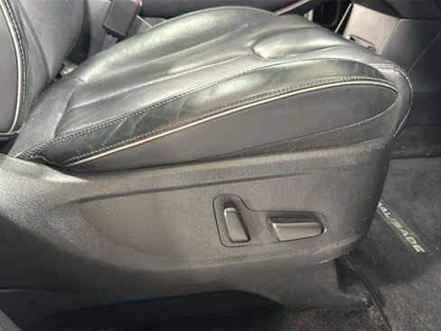 Used 2020 Hyundai Palisade Limited image 21