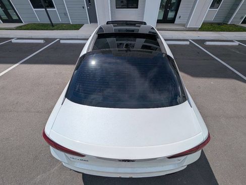 Used 2019 Kia Optima S w/ S Panoramic Sunroof Package image 9