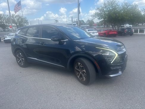 Used 2024 Kia Sportage EX image 1