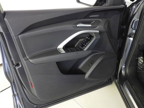 Used 2025 Audi Q5 Premium Plus w/ Premium Plus AWD/4WD image 11