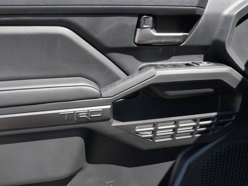 New 2026 Toyota Tacoma TRD Off-Road AWD/4WD image 6