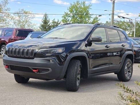 Used 2020 Jeep Cherokee Trailhawk w/ Cold Weather Group image 23