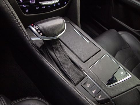 Used 2018 Cadillac CT6 Luxury AWD/4WD image 19