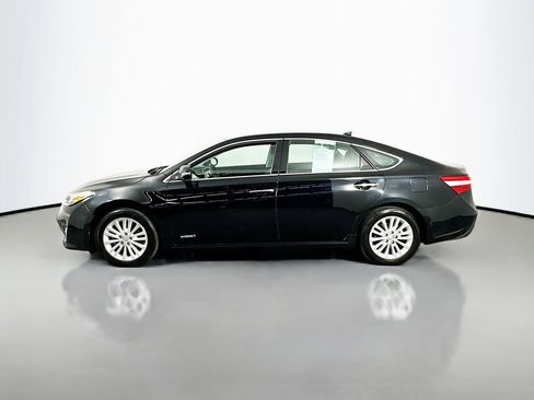 Used 2013 Toyota Avalon Limited image 5