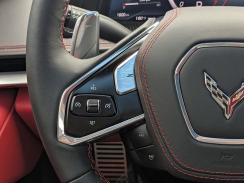Used 2021 Chevrolet Corvette Stingray Premium Cpe w/ Z51 Performance Package RWD image 36