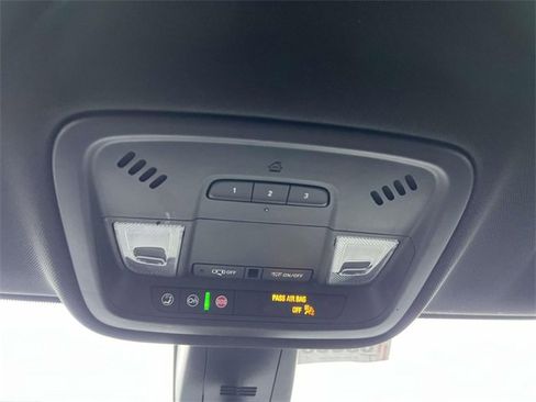 Certified 2023 Chevrolet Traverse LT w/ LPO, Floor Liner Package image 32