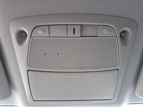 Used 2018 Nissan Rogue Sport S image 13