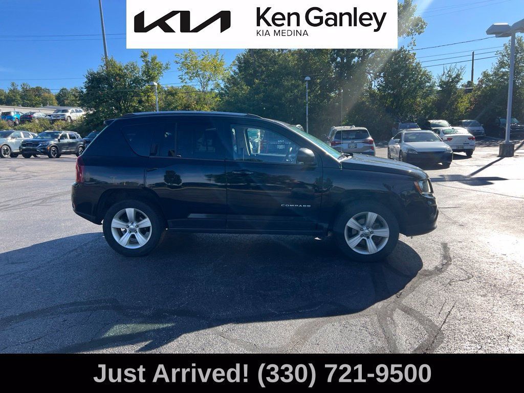 Used 2014 Jeep Compass Sport w/ Power Value Group AWD/4WD image 4