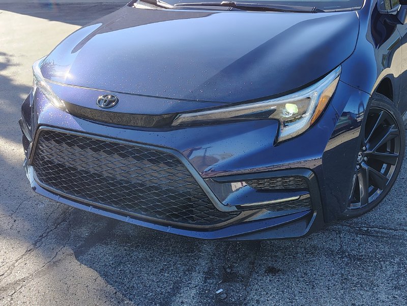 Used 2024 Toyota Corolla SE FWD image 2
