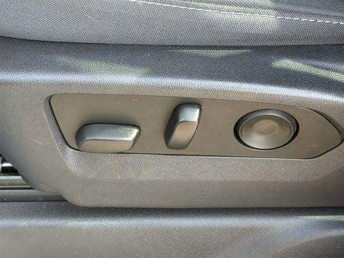 Used 2024 Chevrolet Silverado 1500 RST image 33