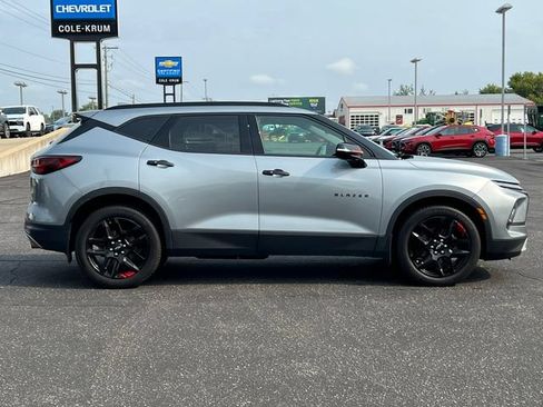 Used 2023 Chevrolet Blazer LT AWD/4WD image 44