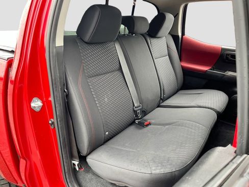 Used 2022 Toyota Tacoma SR5 image 25