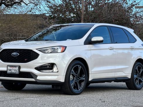 Used 2019 Ford Edge ST w/ Equipment Group 401A image 8