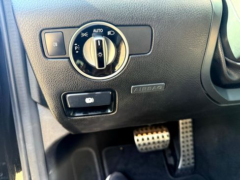 Used 2015 Mercedes-Benz SLK 250 SLK250 image 19