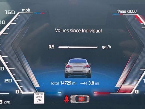 Used 2025 BMW M240i Coupe RWD image 29