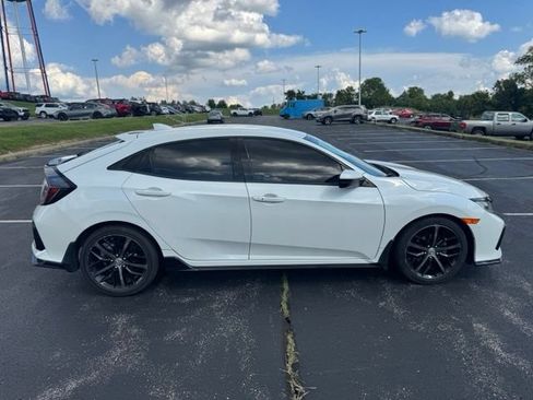 Used 2021 Honda Civic Sport image 2
