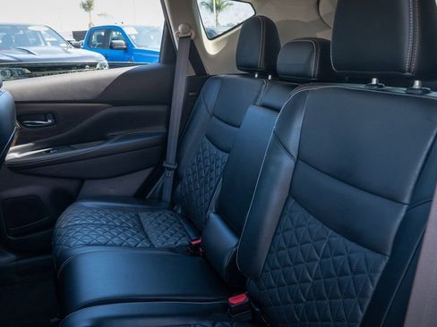 Used 2024 Nissan Murano Platinum w/ Cargo Package image 35