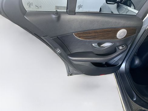Used 2018 Mercedes-Benz C 300 4MATIC Sedan image 28